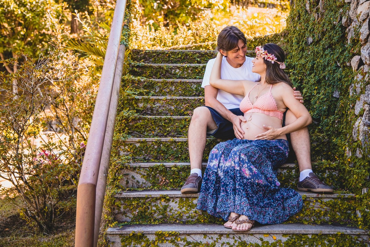 ensaio de gestante realizado em Vargem alta no sitio colina park com o casal de iconha