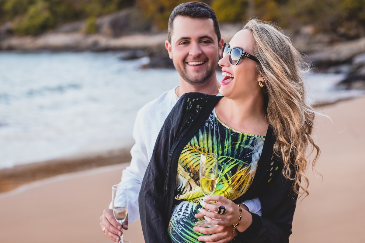 Gustavo Piazzarollo fotografa um lindíssimo ensaio de pré casamento de Maria Clara e Raul