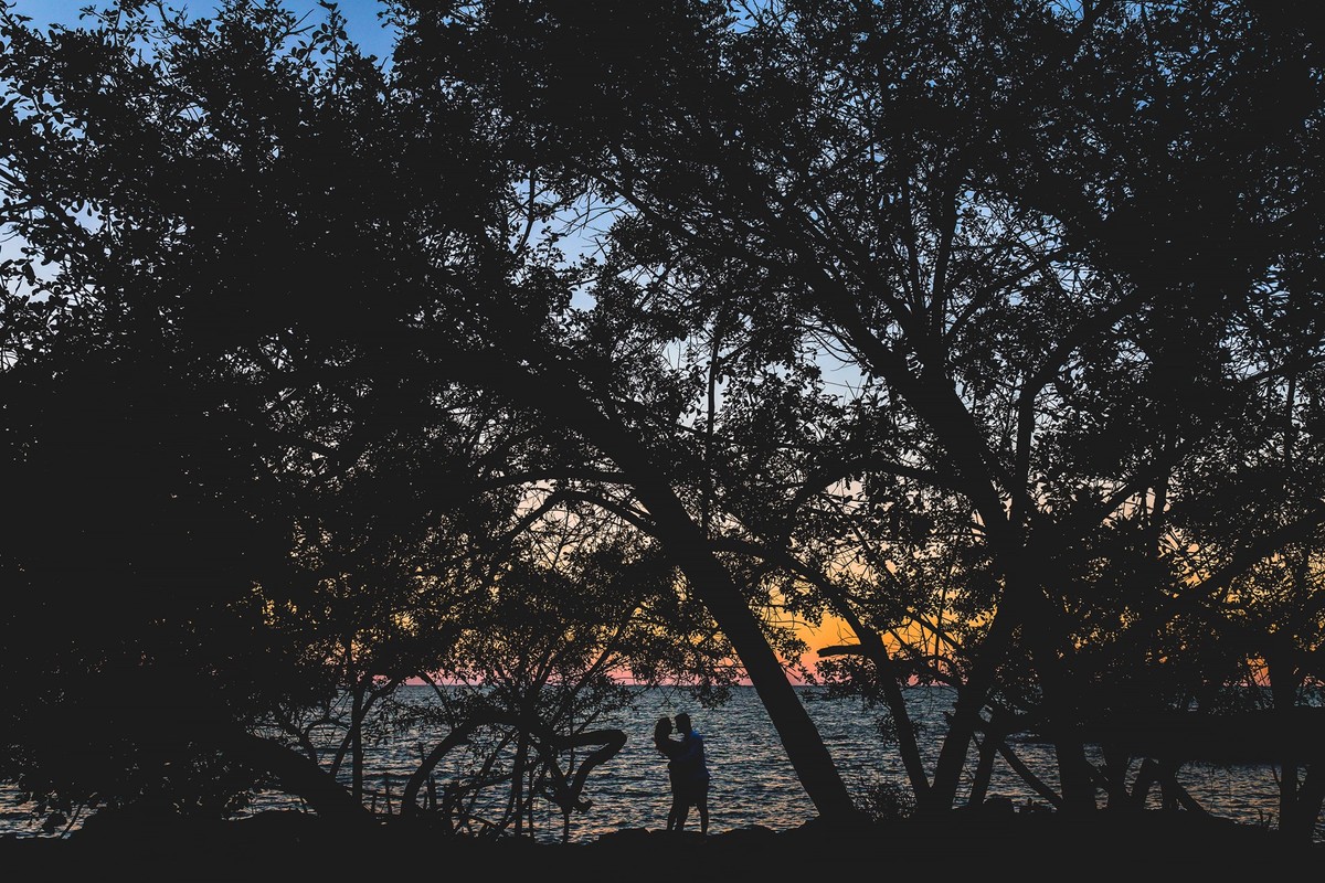 Gustavo Piazzarollo fotografa um lindíssimo ensaio de pré casamento de Maria Clara e Raul