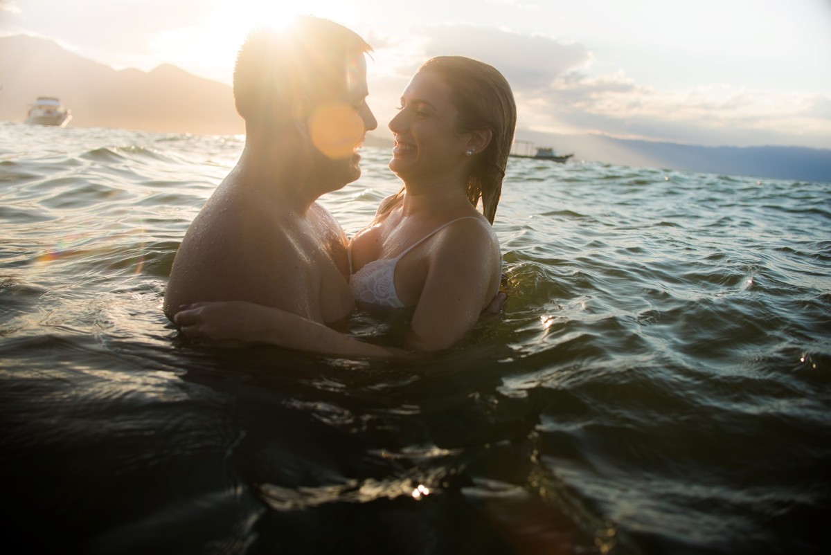 Pre Casamento na Praia, Pre Wedding na Praia, Vou me casar em Ilhabela, fotografo em ilhabela, fotografia de casamento em ilhabela, fotografia de casamento na praia, quero me casar na praia, ilhabela, São sebastião, Caragua, Santos