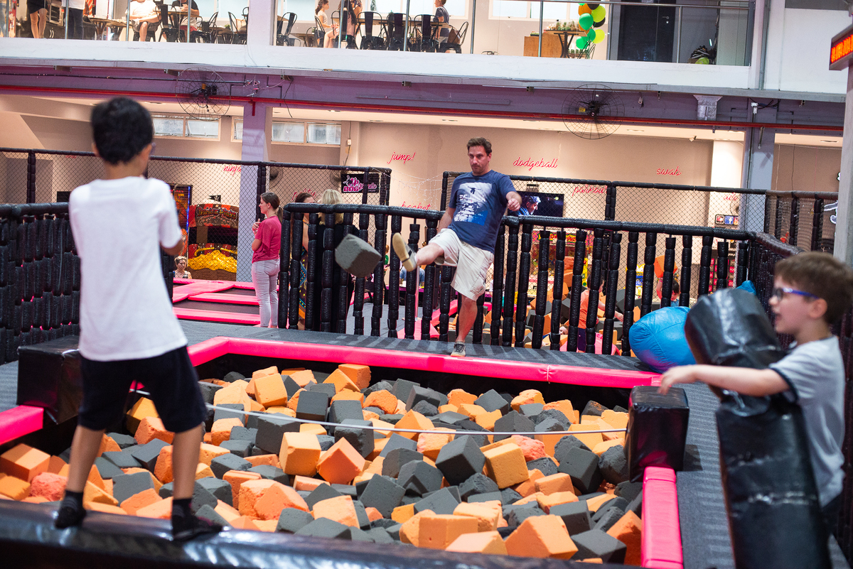 Aniversário UP Trampolim, UP Trampolim Tamboré, Alphaville, Fotografo em Alphaville, Fotografo divertido, fotografo de aniversário, Alphaville e arredores, Fotografo infantil, Fotografo no Tamboré, Fotografo de Familia, Fotografo 24horas