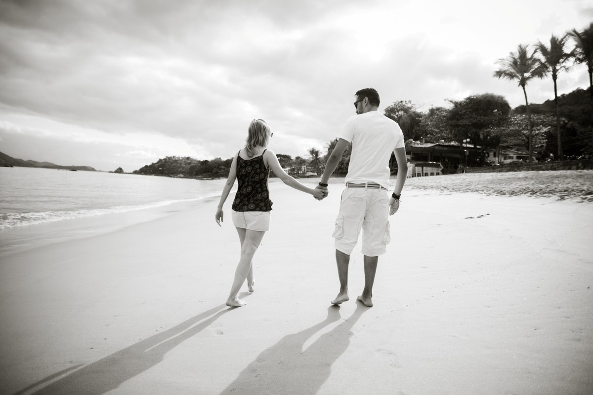 Pre Casamento na Praia, Ilhabela, Fotos na praia, Fotografo documental, Fotografo de casamento, Fotografo em Ilhabela, Fotos de casamento em Ilhabela, Pré Wedding em Ilhabela, Pre Wedding na praia, Ideia de Pré Wedding, Pre Wedding com Drone