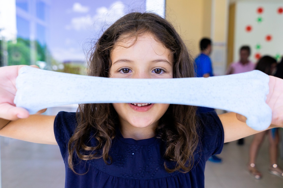 Aniversário em Casa, Alphaville, Fotografo documental, Aniversário Documental, Foto de guerra de bexiguinhas, Alphaville e Arredores, Fotografo de aniversario em alphaville, Fotografia feliz, Fotografia de criança, Fotografo de aniversário em Barueri