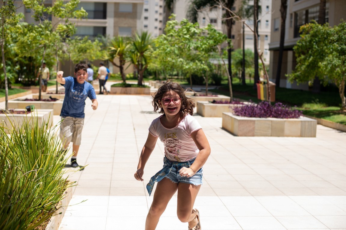 Aniversário em Casa, Alphaville, Fotografo documental, Aniversário Documental, Foto de guerra de bexiguinhas, Alphaville e Arredores, Fotografo de aniversario em alphaville, Fotografia feliz, Fotografia de criança, Fotografo de aniversário em Barueri