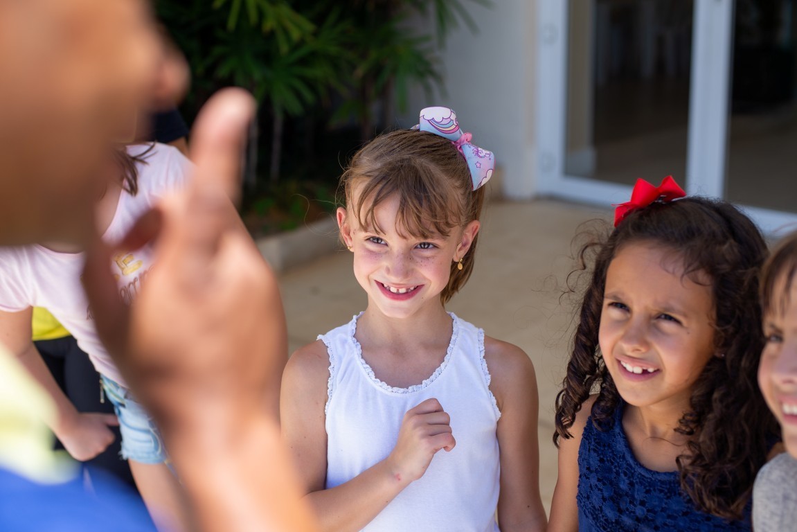 Aniversário em Casa, Alphaville, Fotografo documental, Aniversário Documental, Foto de guerra de bexiguinhas, Alphaville e Arredores, Fotografo de aniversario em alphaville, Fotografia feliz, Fotografia de criança, Fotografo de aniversário em Barueri