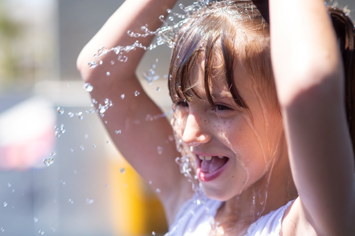 Aniversário em Casa, Alphaville, Fotografo documental, Aniversário Documental, Foto de guerra de bexiguinhas, Alphaville e Arredores, Fotografo de aniversario em alphaville, Fotografia feliz, Fotografia de criança, Fotografo de aniversário em Barueri