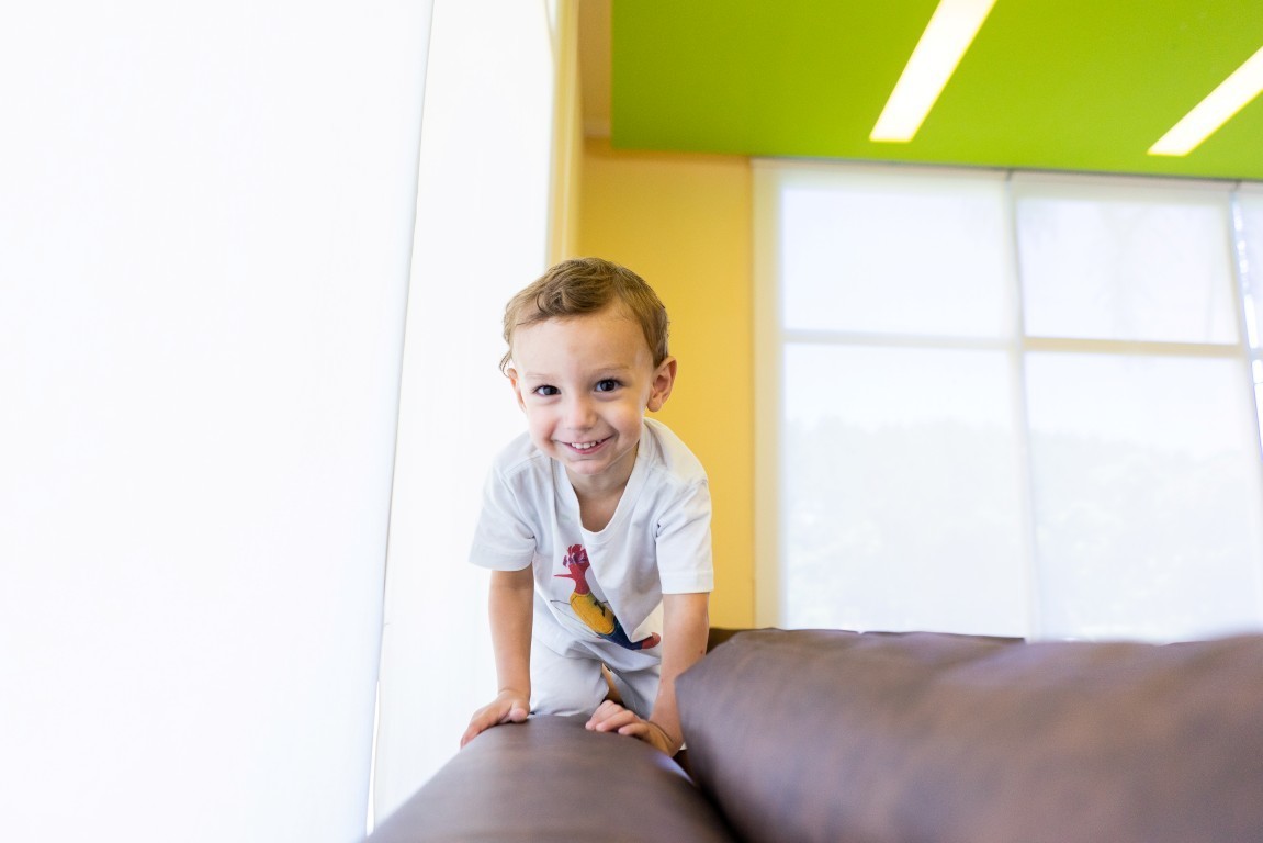 Aniversário em Casa, Alphaville, Fotografo documental, Aniversário Documental, Foto de guerra de bexiguinhas, Alphaville e Arredores, Fotografo de aniversario em alphaville, Fotografia feliz, Fotografia de criança, Fotografo de aniversário em Barueri