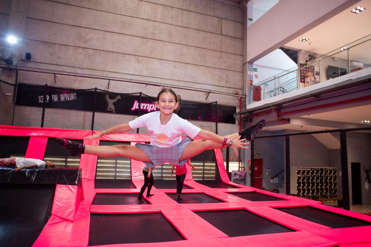 trampolim park, up trampolim, fotografo barueri, fotografo em osasco, fotografo em carapicuíba, fotografo em alphaville, fotografo diversão, fotos de aniversário, fotografo de aniversario 