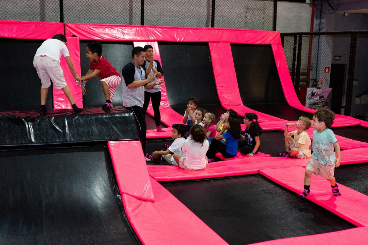 Fotografo Divertido, Fotografo em Barueri, Fotografo em Osasco, Fotografo em Alphaville, Fotografo Up Trampolim, Fotos Cama elastica, Up Trampolim Park, Up Trampolim Park alphaville, Decoração Thais Lopes 
