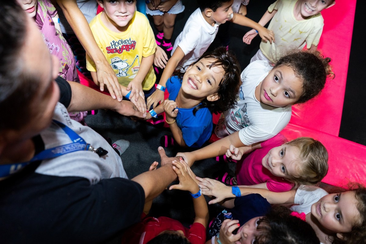 Fotografo Divertido, Fotografo em Barueri, Fotografo em Osasco, Fotografo em Alphaville, Fotografo Up Trampolim, Fotos Cama elastica, Up Trampolim Park, Up Trampolim Park alphaville, Decoração Thais Lopes 