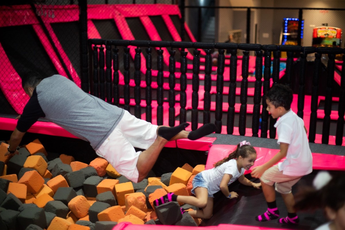 Fotografo Divertido, Fotografo em Barueri, Fotografo em Osasco, Fotografo em Alphaville, Fotografo Up Trampolim, Fotos Cama elastica, Up Trampolim Park, Up Trampolim Park alphaville, Decoração Thais Lopes 