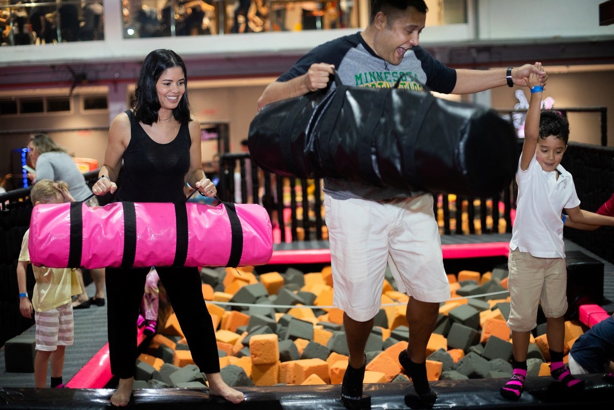 Fotografo Divertido, Fotografo em Barueri, Fotografo em Osasco, Fotografo em Alphaville, Fotografo Up Trampolim, Fotos Cama elastica, Up Trampolim Park, Up Trampolim Park alphaville, Decoração Thais Lopes 