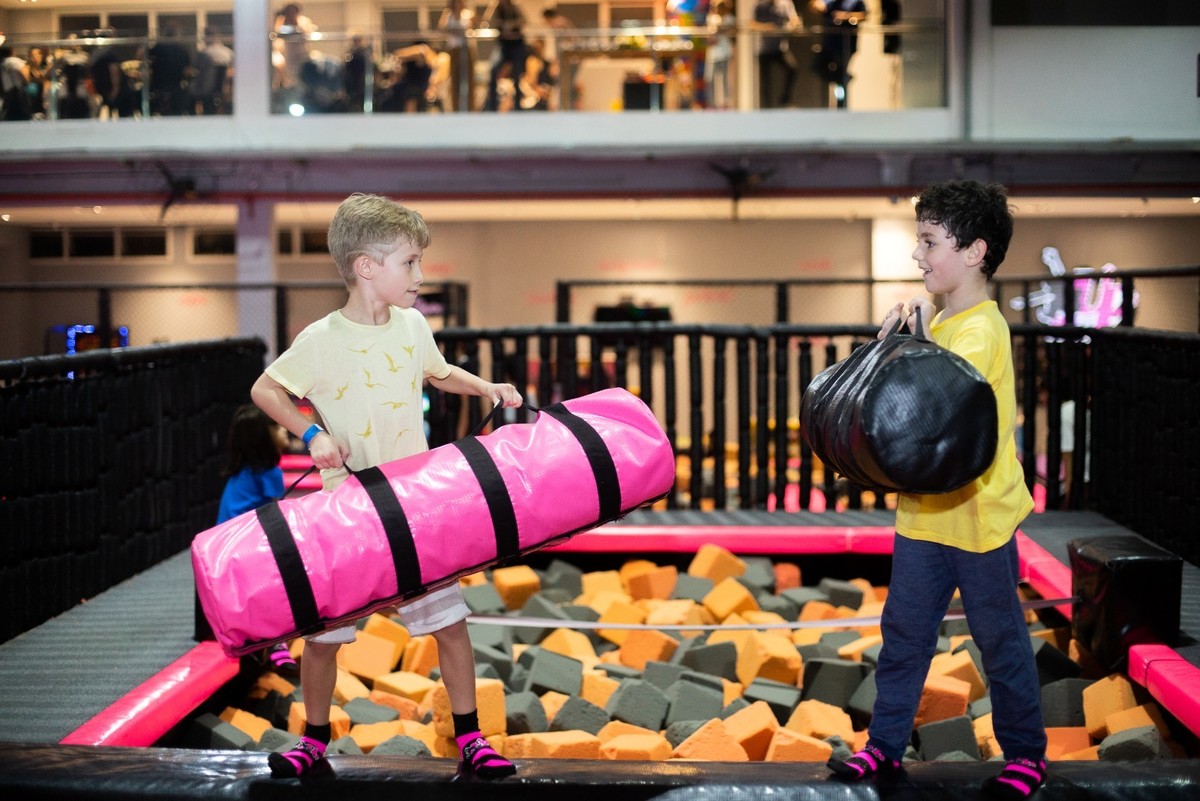 Fotografo Divertido, Fotografo em Barueri, Fotografo em Osasco, Fotografo em Alphaville, Fotografo Up Trampolim, Fotos Cama elastica, Up Trampolim Park, Up Trampolim Park alphaville, Decoração Thais Lopes 