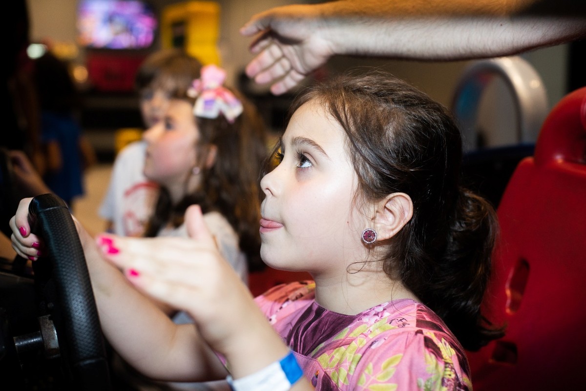 Fotografo Divertido, Fotografo em Barueri, Fotografo em Osasco, Fotografo em Alphaville, Fotografo Up Trampolim, Fotos Cama elastica, Up Trampolim Park, Up Trampolim Park alphaville, Decoração Thais Lopes 