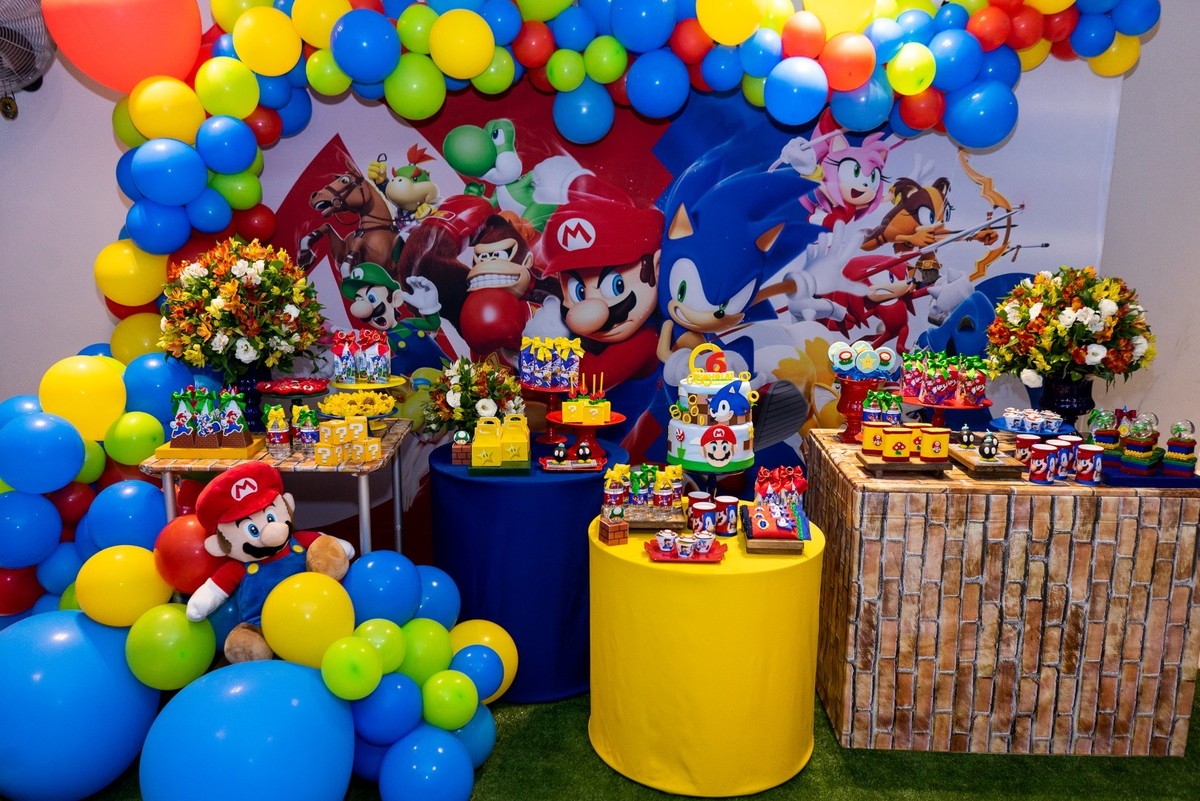 Fotografo Divertido, Fotografo em Barueri, Fotografo em Osasco, Fotografo em Alphaville, Fotografo Up Trampolim, Fotos Cama elastica, Up Trampolim Park, Up Trampolim Park alphaville, Decoração Thais Lopes 