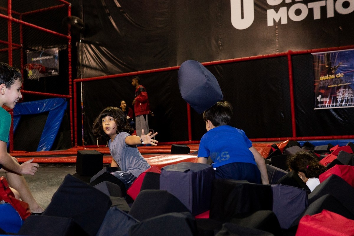 Cama Elastica, UrbanMotion UrbanMotion Park, POP Haus POPHAUS, Fotografo Cama Elastica, fotografo feliz, fotografo infantil 