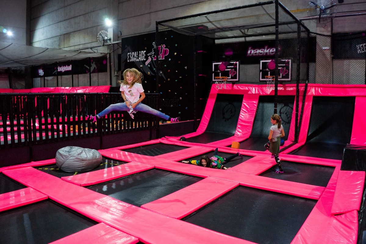 UP TRAMPOLIM Park, Festa em trampolim, fotografo infantil em alphaville, fotografo de festa, fotografo em Barueri, fotografo documental