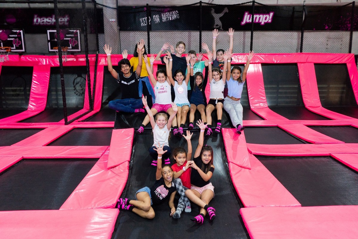 Slime, aninersario de Slime, Fotografo em Barueri, fotografo em cotia, fotografo granja viana, Alphamães, UP Trampolim Park, Parque cama elastica, Fotografia documental, fotografo de familia em Barueri, Fotografo em Alphaville