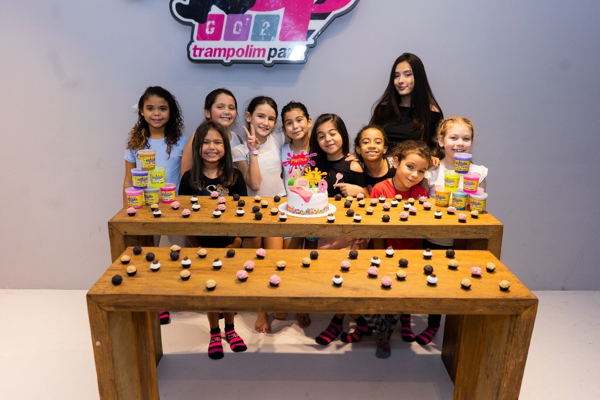 Slime, aninersario de Slime, Fotografo em Barueri, fotografo em cotia, fotografo granja viana, Alphamães, UP Trampolim Park, Parque cama elastica, Fotografia documental, fotografo de familia em Barueri, Fotografo em Alphaville