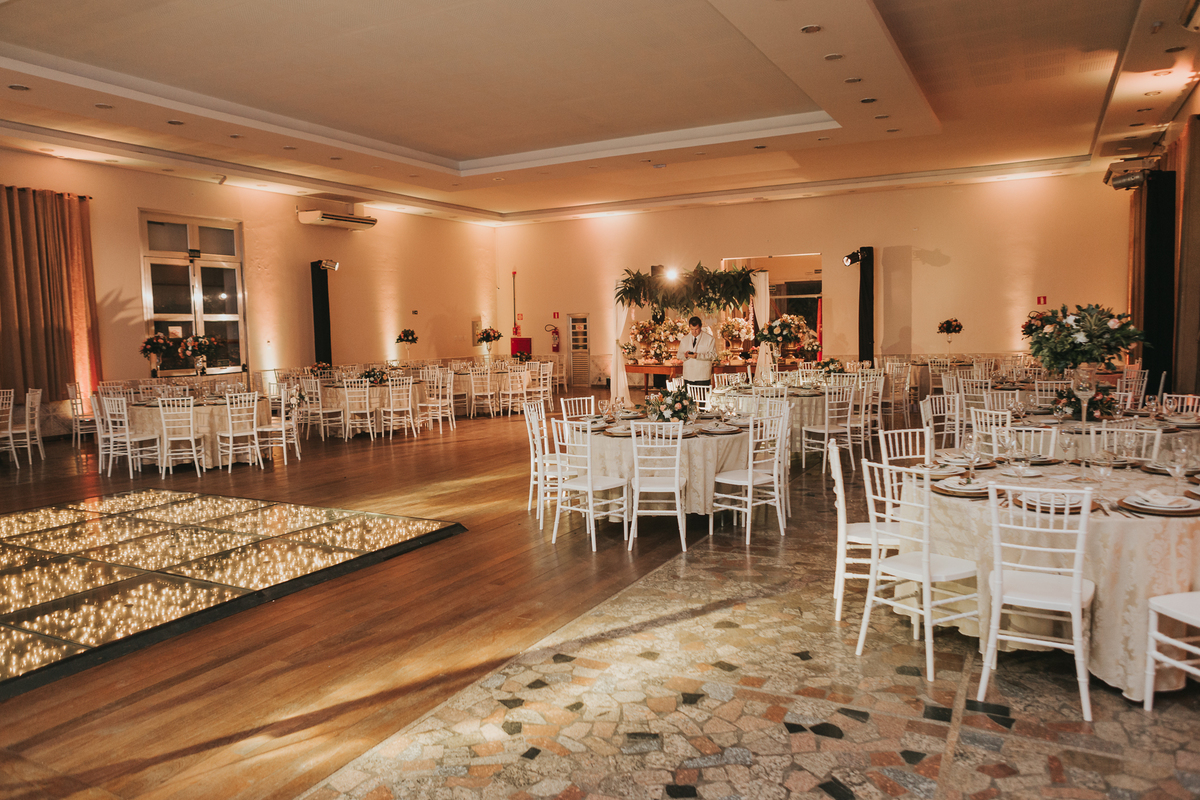 Centrol Espanhol com decoração de Nídia Flores