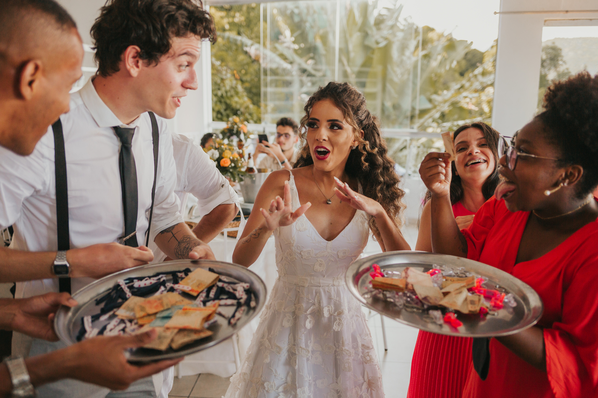 festa de casamento de dia, Casamento na praia no Guarujá, Santos, São Vicente, Praia Grande