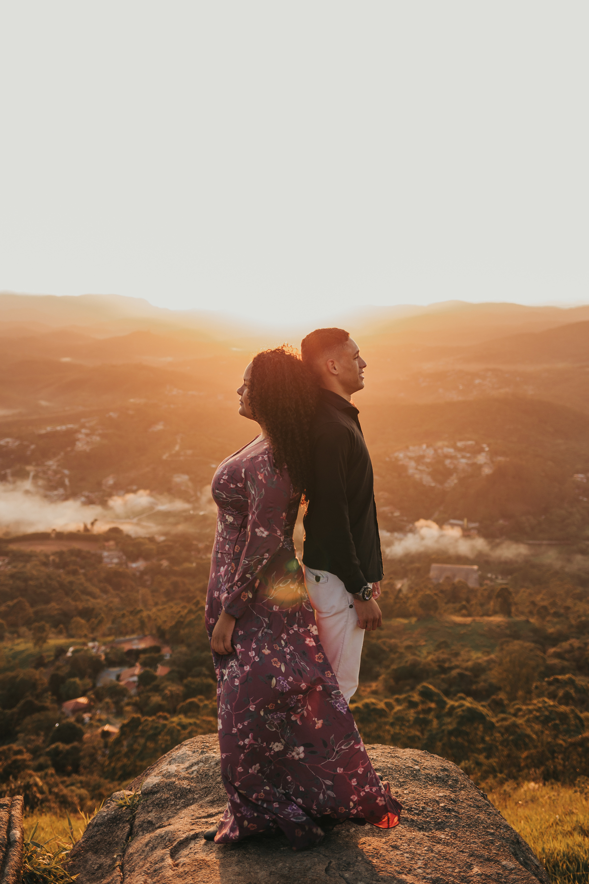Nascer do Sol no pico do olho d'água em Mairiporã