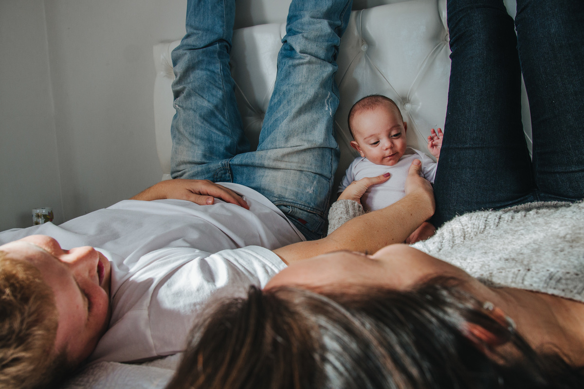 Lifestyle Família Fotos em Casa Documental Plantação Girassol Botucatu