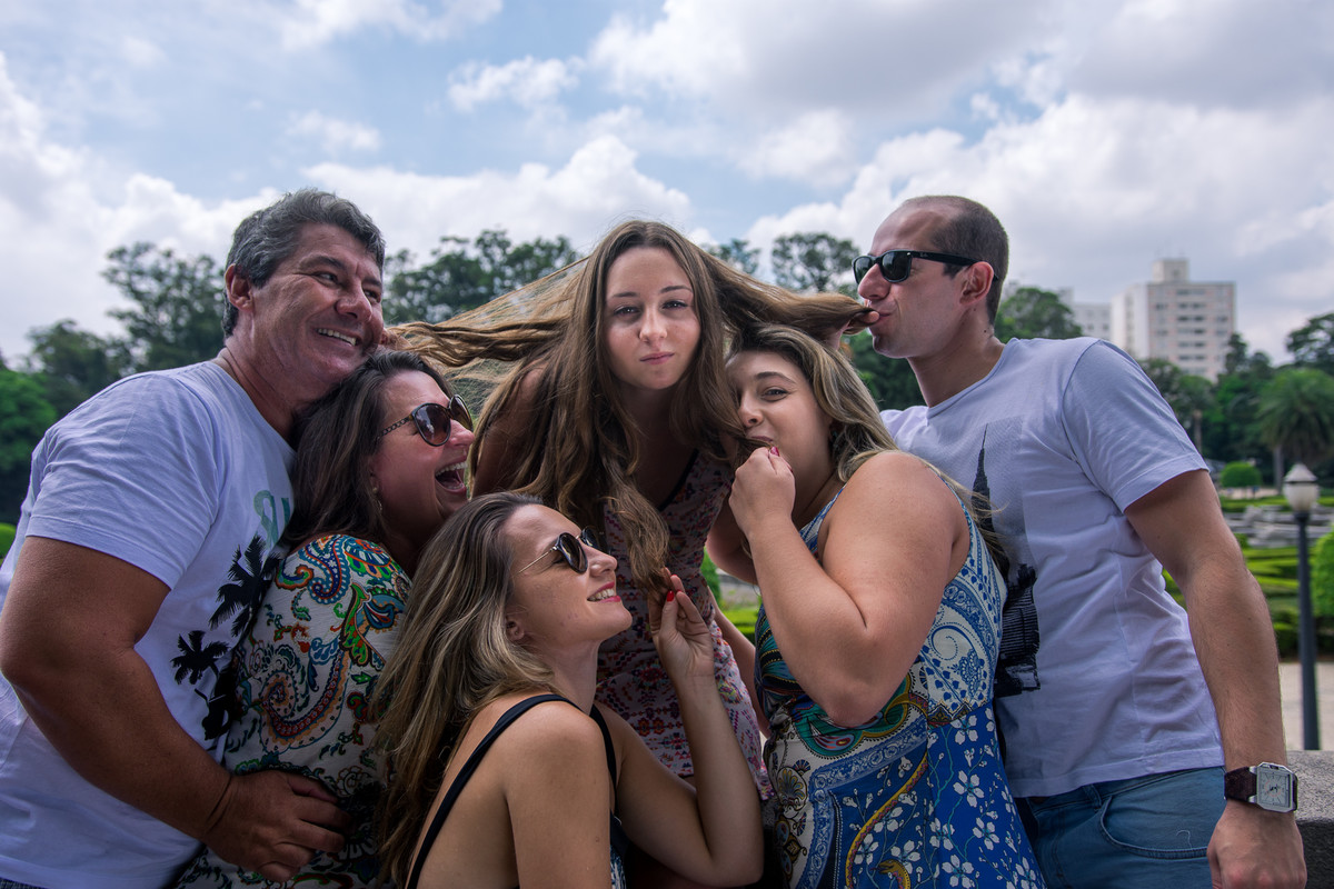 comendo cabelo da Rapunzel em Ensaio de 15 anos no parque da indepencia