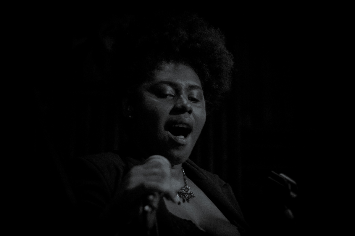 Melhores momentos do show da Banda Rebacca Neife, TonTon Jazz & Music Bar
