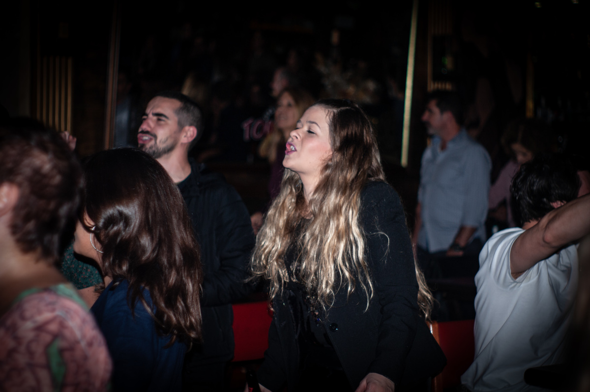 Melhores momentos do show da Banda Rebacca Neife, TonTon Jazz & Music Bar
