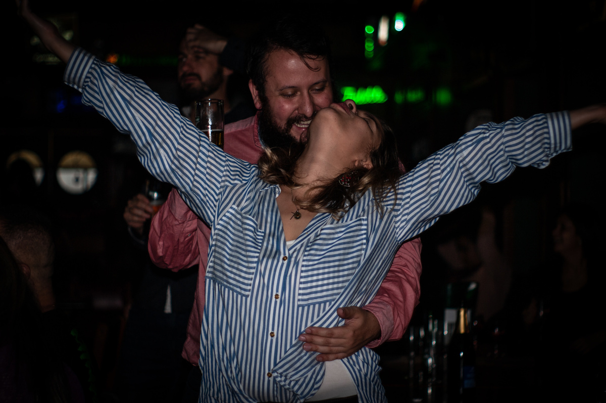 Melhores momentos do show da Banda Rebacca Neife, TonTon Jazz & Music Bar
