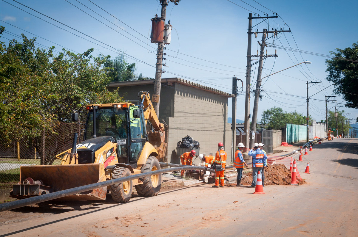 Registro das etapas de Obra de Perfuração Horizontal Direcional, HDD, para uso em material de comunicação e relatórios internos da Empresa
