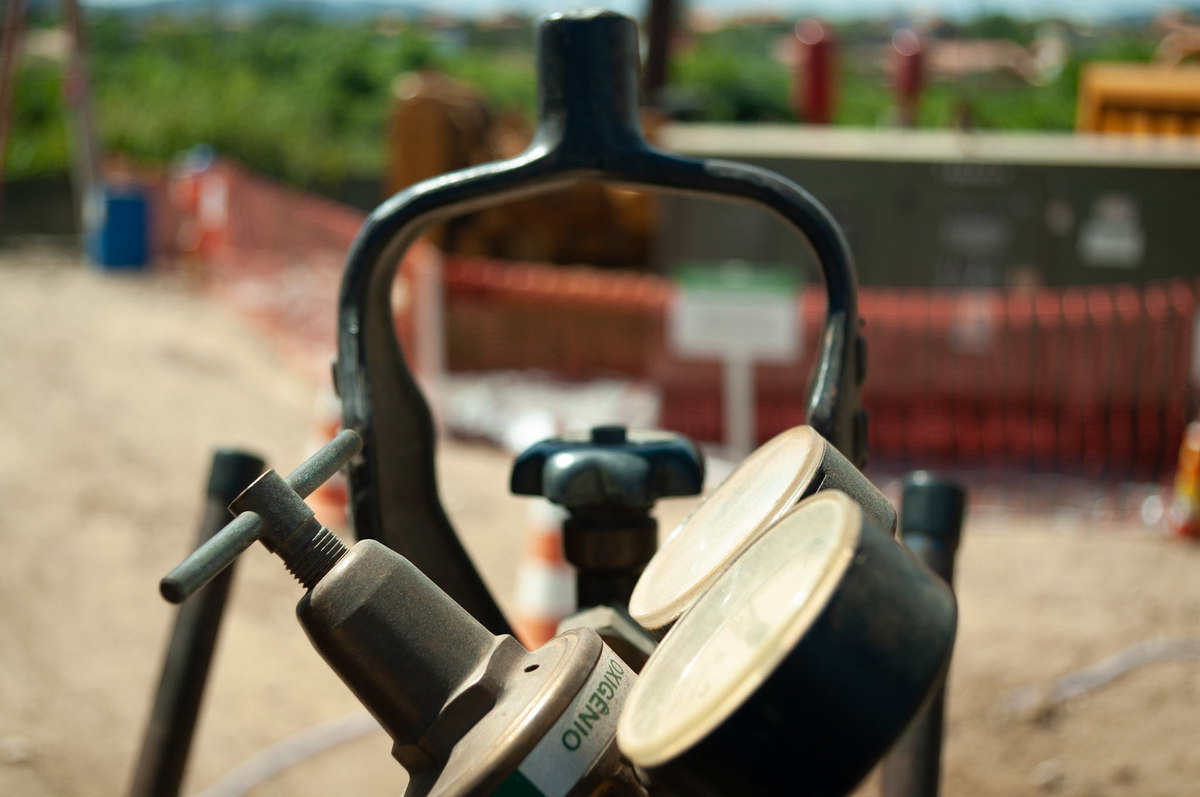 Registro das etapas de Obra de Perfuração Horizontal Direcional, HDD, para uso em material de comunicação e relatórios internos da Empresa
