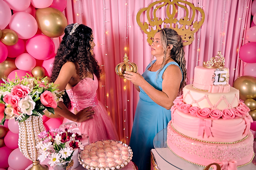  MAE COROA A FILHA FESTA DE 15 ANOS FARIAS