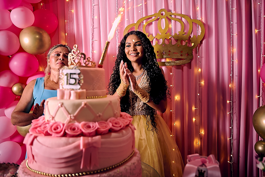 parabens  festa de 15 anos farias