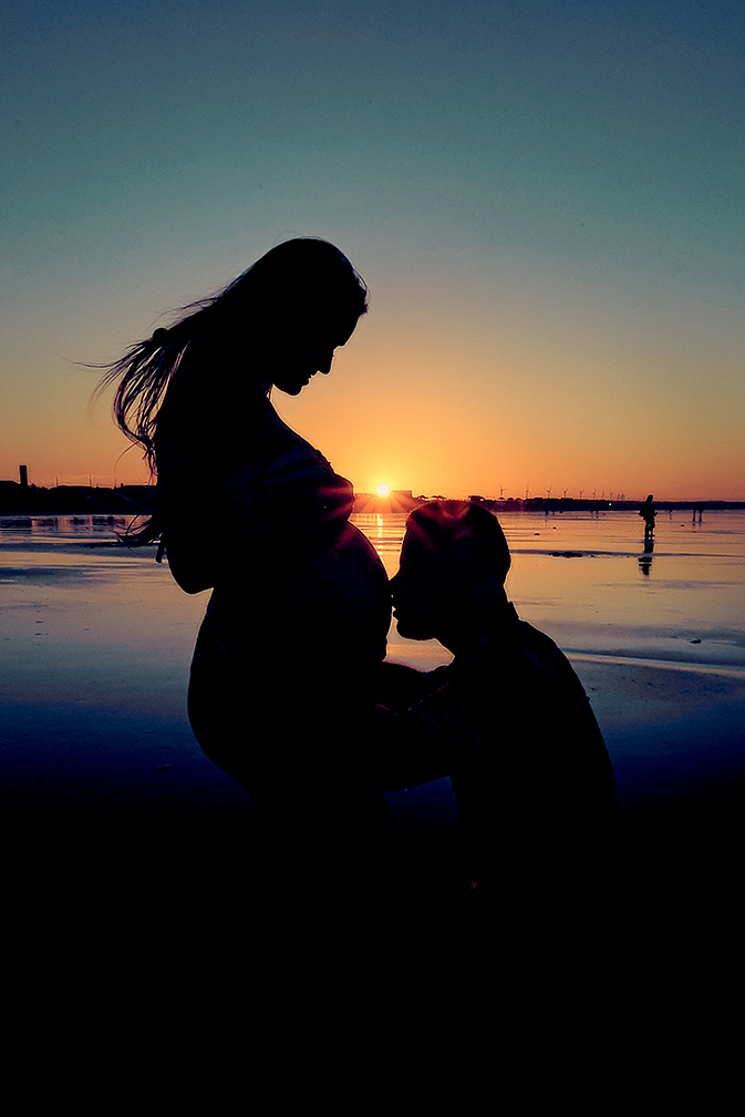 silhueta no por do sol praia de luis correi atalaia
