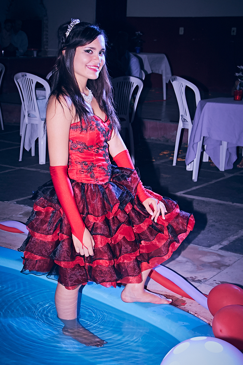 debutante piscina sidsepma