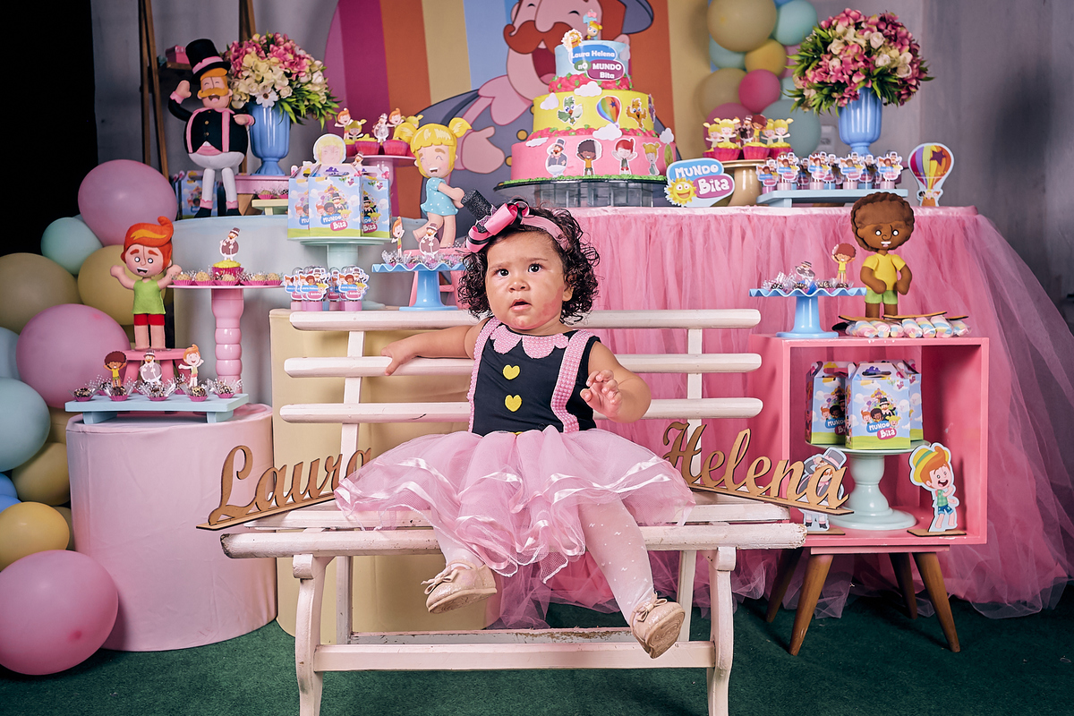 mundo bita-primeiro aninho laura