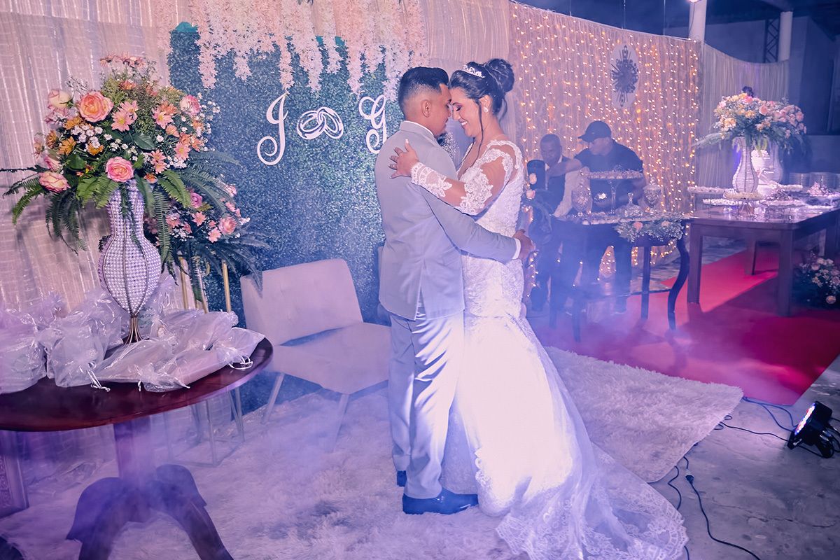 DANÇA DOS RECEM CASADOS