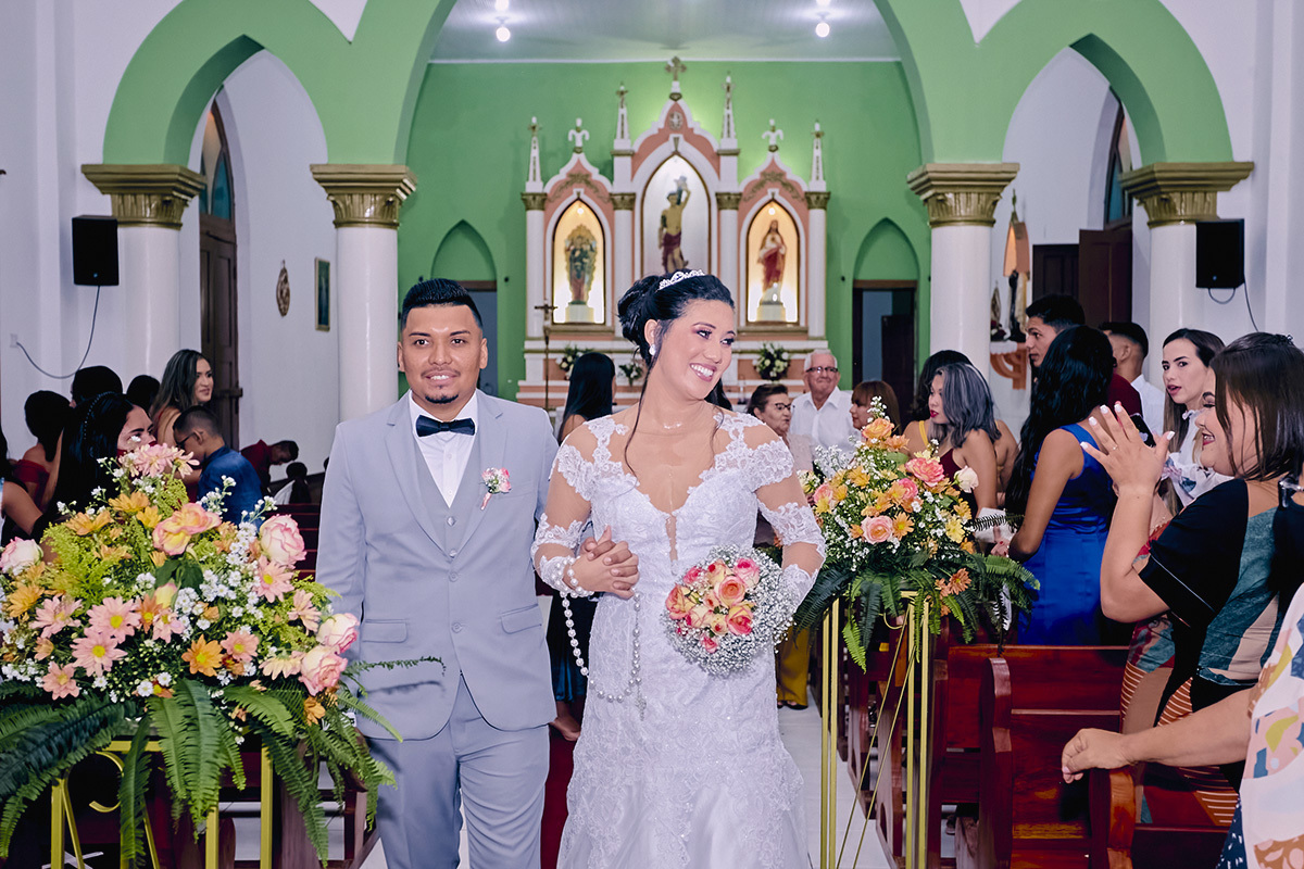 SAIDA-IGREJA SÃO SEBASTIÃO CASAMENTO