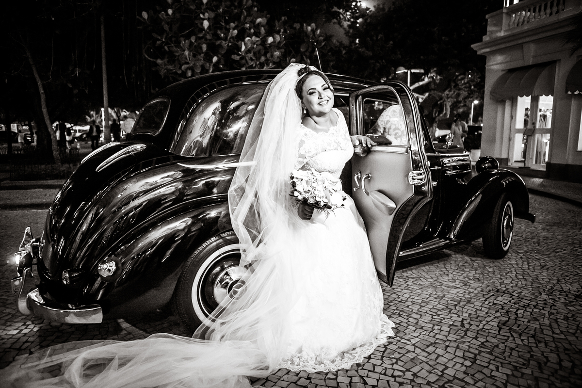 Fotografia de casamento, fotos de casamento, noiva, Fotógrafo no Porto, em Portugal. Fotógrafo de casamentos no Porto, Portugal. Fotos espontaneas, fotos naturais, fotos românticas, fotografia criativa. Casal apaixonado. Melhor fotógrafo de Portugal