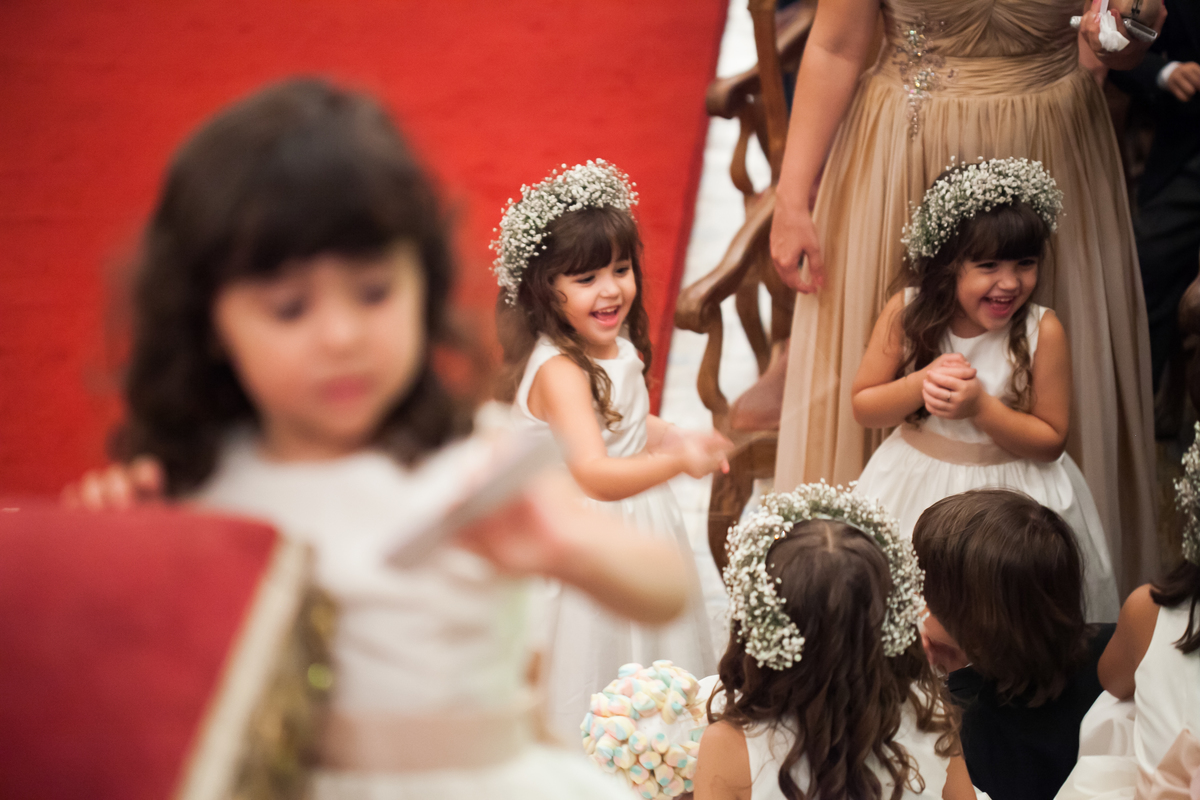 Fotografia de casamento, fotos de casamento, noiva, Fotógrafo no Porto, em Portugal. Fotógrafo de casamentos no Porto, Portugal. Fotos espontaneas, fotos naturais, fotos românticas, fotografia criativa. Casal apaixonado. Melhor fotógrafo de Portugal