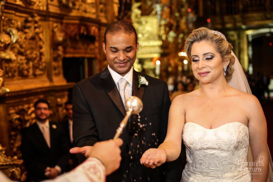 Fotografia de casamento, fotos de casamento, noiva, Fotógrafo no Porto, em Portugal. Fotógrafo de casamentos no Porto, Portugal. Fotos espontaneas, fotos naturais, fotos românticas, fotografia criativa. Casal apaixonado. Melhor fotógrafo de Portugal