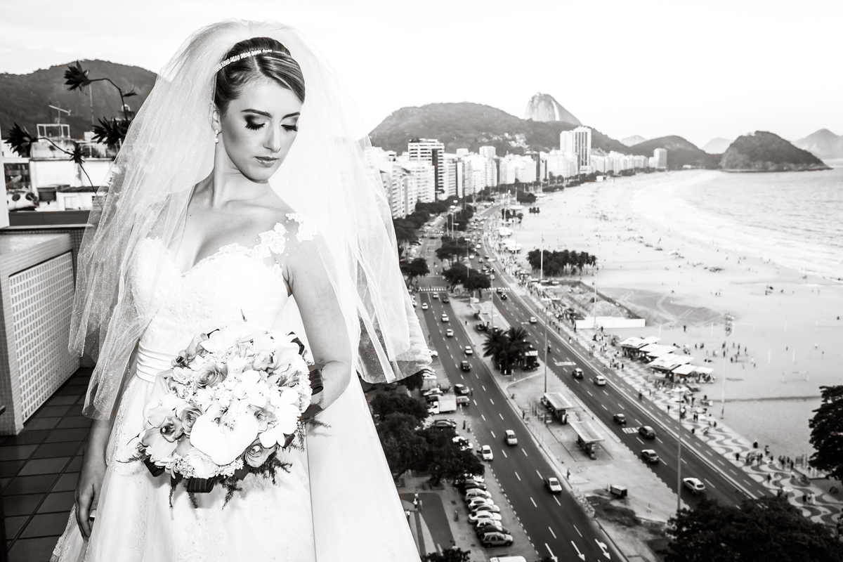 Fotografia de casamento, fotos de casamento, noiva, Fotógrafo no Porto, em Portugal. Fotógrafo de casamentos no Porto, Portugal. Fotos espontaneas, fotos naturais, fotos românticas, fotografia criativa. Casal apaixonado. Melhor fotógrafo de Portugal