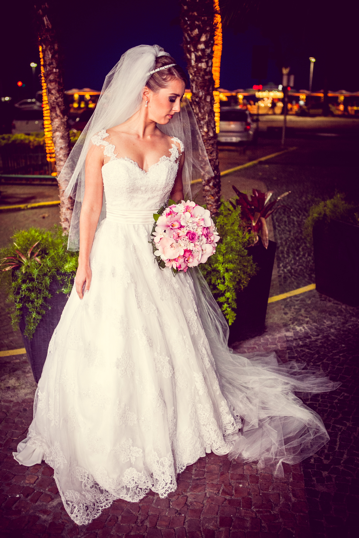 Fotografia de casamento, fotos de casamento, noiva, Fotógrafo no Porto, em Portugal. Fotógrafo de casamentos no Porto, Portugal. Fotos espontaneas, fotos naturais, fotos românticas, fotografia criativa. Casal apaixonado. Melhor fotógrafo de Portugal