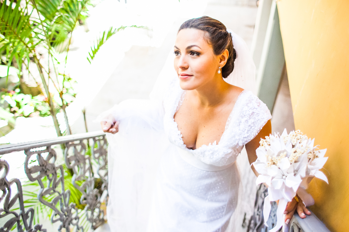 Fotografia de casamento, fotos de casamento, noiva, Fotógrafo no Porto, em Portugal. Fotógrafo de casamentos no Porto, Portugal. Fotos espontaneas, fotos naturais, fotos românticas, fotografia criativa. Casal apaixonado. Melhor fotógrafo de Portugal