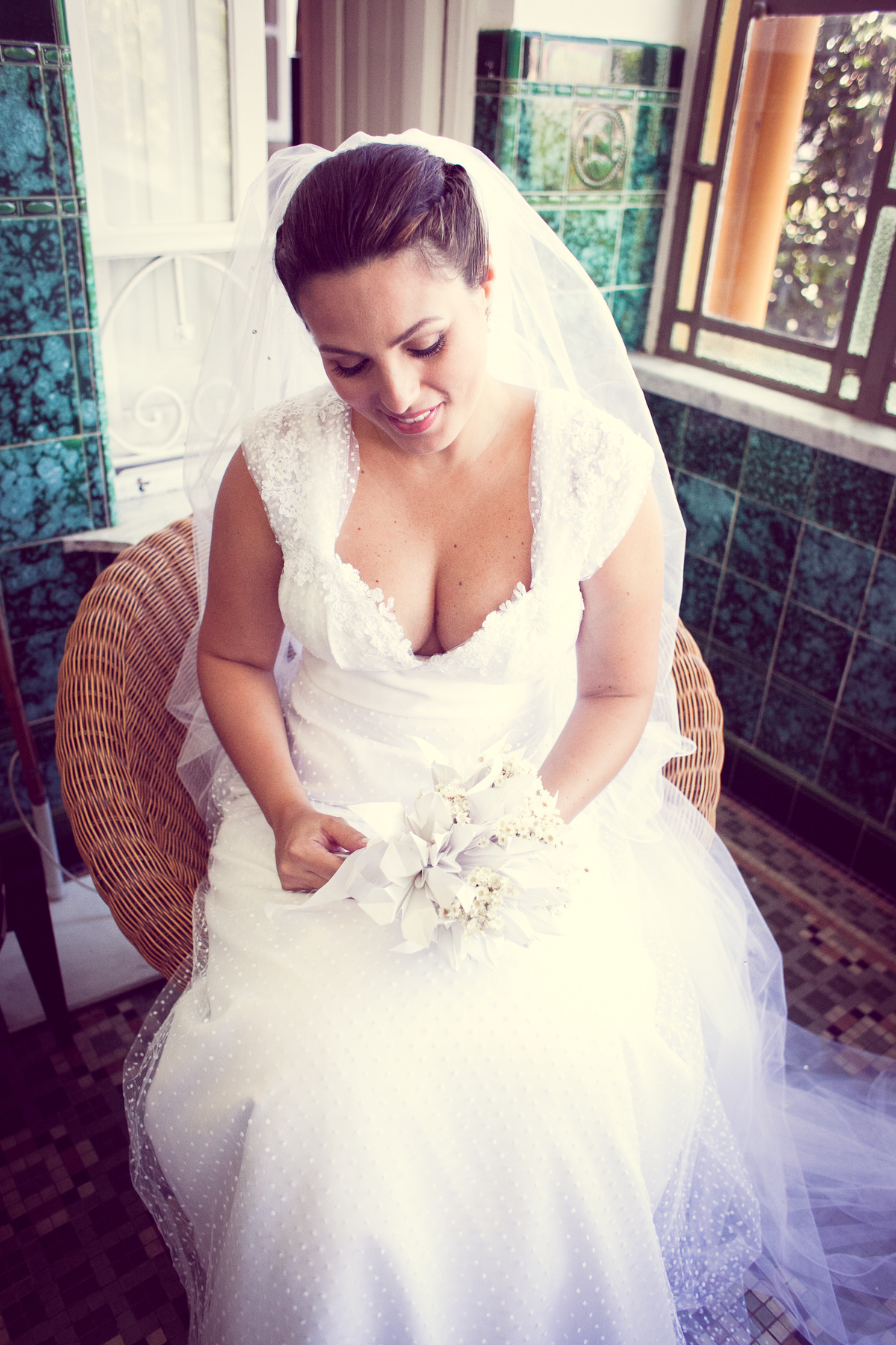 Fotografia de casamento, fotos de casamento, noiva, Fotógrafo no Porto, em Portugal. Fotógrafo de casamentos no Porto, Portugal. Fotos espontaneas, fotos naturais, fotos românticas, fotografia criativa. Casal apaixonado. Melhor fotógrafo de Portugal