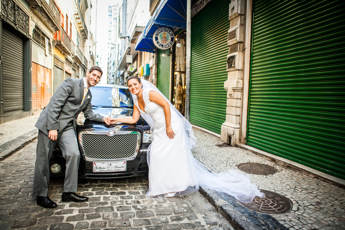 Fotografia de casamento, fotos de casamento, noiva, Fotógrafo no Porto, em Portugal. Fotógrafo de casamentos no Porto, Portugal. Fotos espontaneas, fotos naturais, fotos românticas, fotografia criativa. Casal apaixonado. Melhor fotógrafo de Portugal