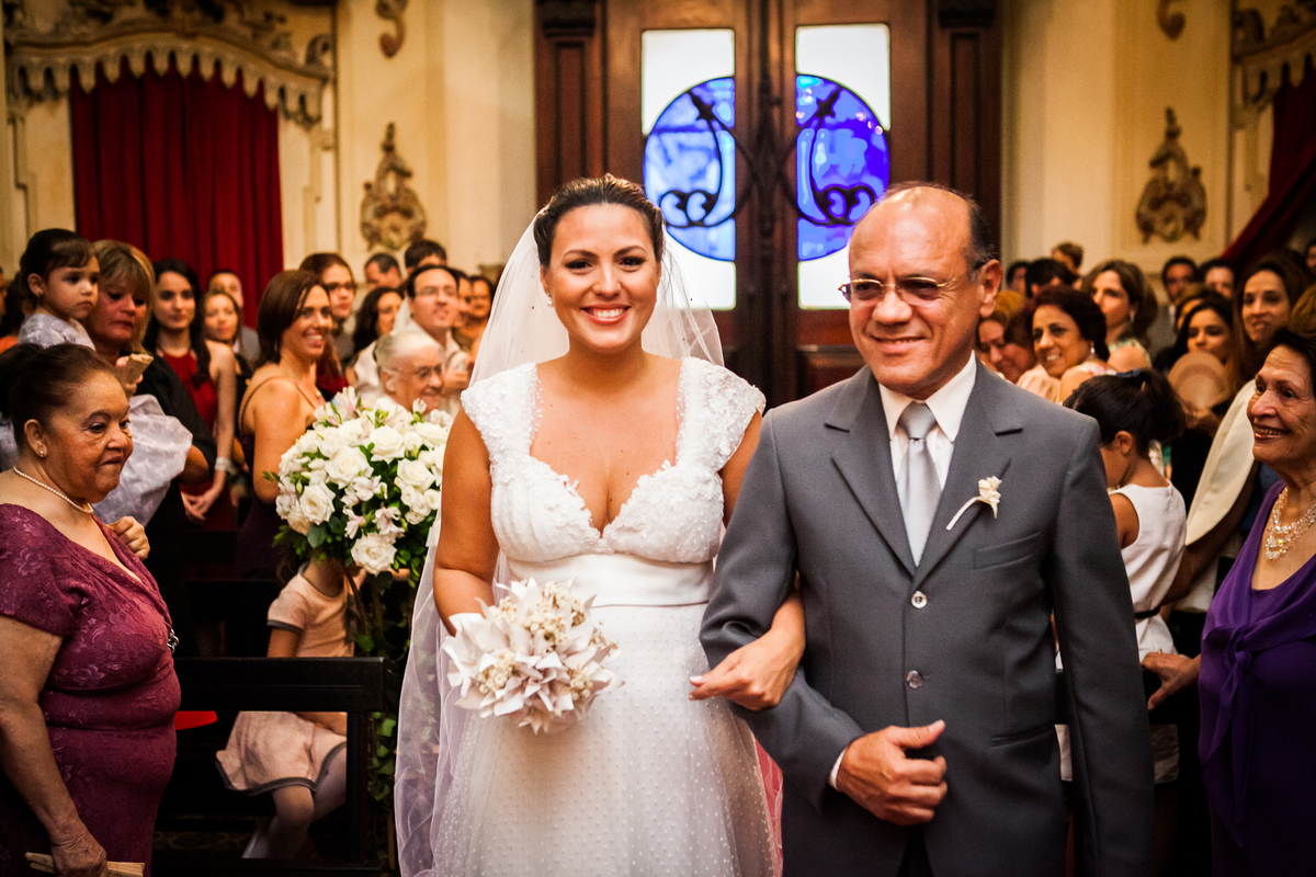 Fotografia de casamento, fotos de casamento, noiva, Fotógrafo no Porto, em Portugal. Fotógrafo de casamentos no Porto, Portugal. Fotos espontaneas, fotos naturais, fotos românticas, fotografia criativa. Casal apaixonado. Melhor fotógrafo de Portugal