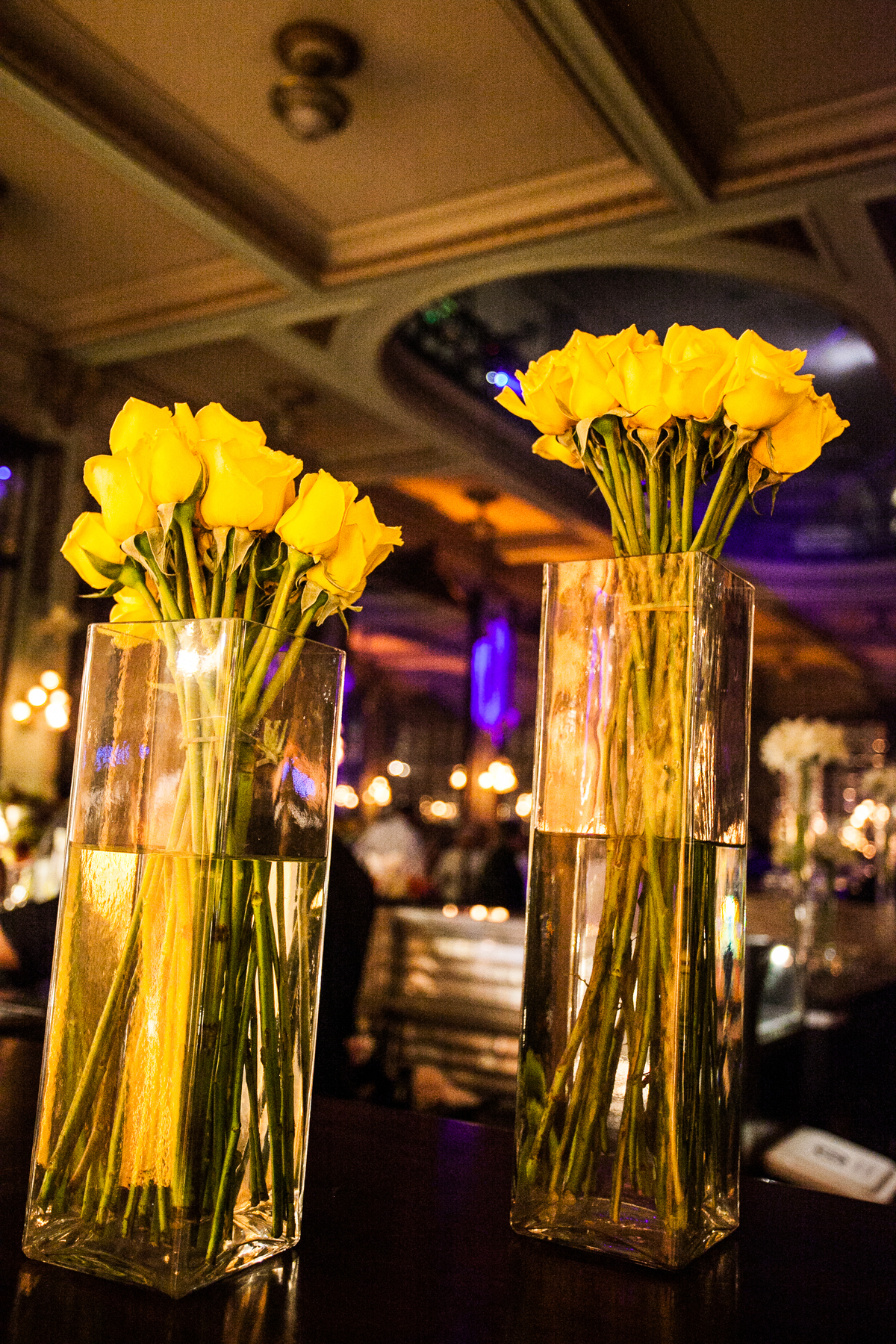 Fotografia de casamento, fotos de casamento, noiva, Fotógrafo no Porto, em Portugal. Fotógrafo de casamentos no Porto, Portugal. Fotos espontaneas, fotos naturais, fotos românticas, fotografia criativa. Casal apaixonado. Melhor fotógrafo de Portugal